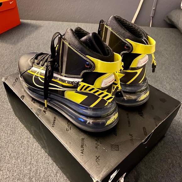 Nike Air Max 720 Saturn QS - Picture 3 of 6